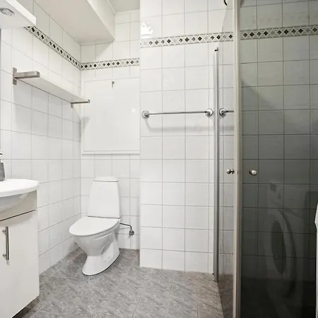 Sentral Leilighet, 2 Soverom, Opptil 5 Personer Tromso Exterior photo